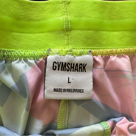 Gymshark bright and colorful lightweight shorts size large. - Picture 5 of 5
